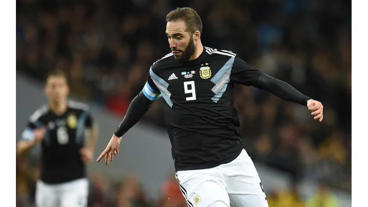 PÓLVORA MOJADA. Higuaín tuvo posibilidades pero no pudo convertir con la Selección Argentina en la Fecha FIFA.
