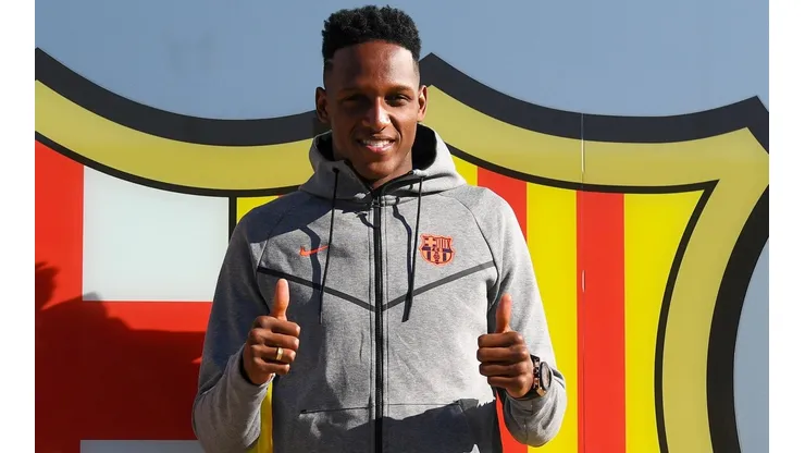 La gente pide por Yerry Mina y critica a Valverde