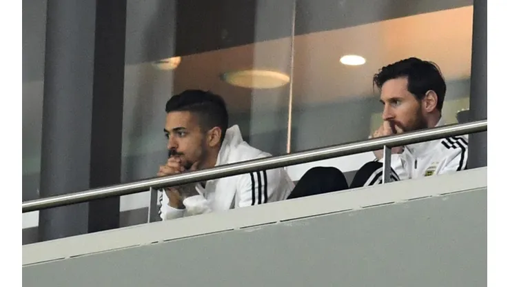 Lionel Messi sufriendo la goleada ante España.