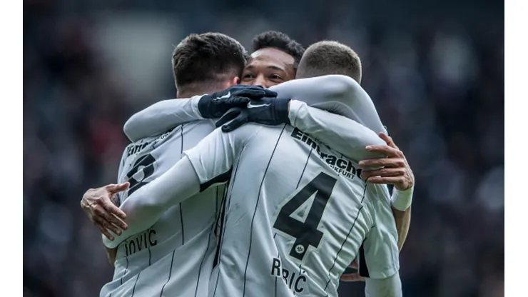 Eintracht Frankfurt busca la tercera plaza de la Bundesliga ante Werder Bremen