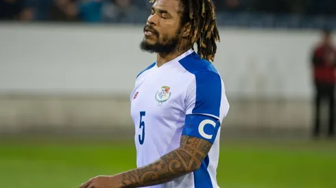 Le tocó la figurita de Román Torres y se volvió loca
