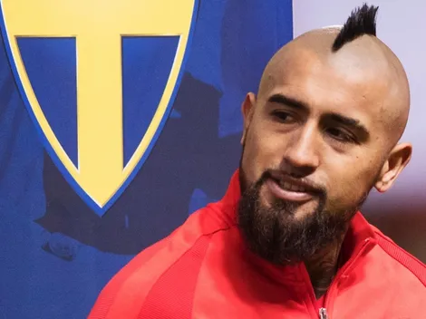 Vidal llamó a Medel "querido capitán" y se olvidó de Bravo