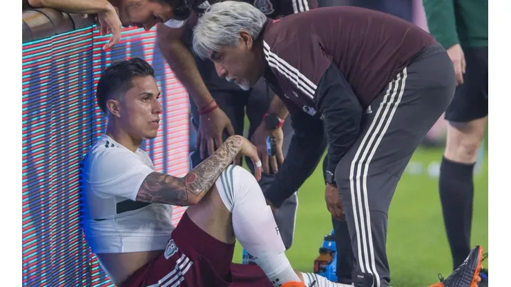Salcedo se lamenta tras sentir que su lesión es de gravedad