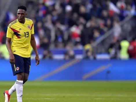 Yerry Mina se hizo el malo con un australiano