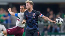 El jugador del Barcelona convirtió el primer tanto del accidentado partido