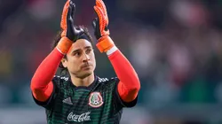 Ochoa respondió a las críticas con un atajadón