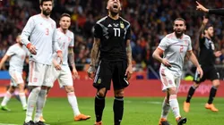 UNA LOCURA. Sampaoli no puede creer el baile que sufre contra España en el Wanda Metropolitano.