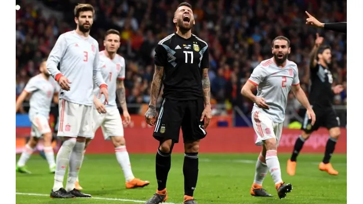 UNA LOCURA. Sampaoli no puede creer el baile que sufre contra España en el Wanda Metropolitano.