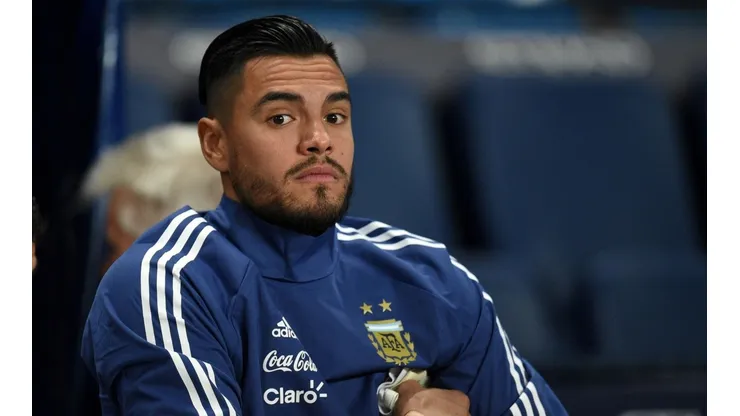 AFUERA. "Chiquito" Romero debió salir lesionado a los veinte minutos del amistoso.