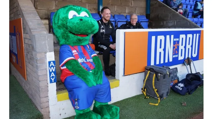 El equipo del Lago Ness tiene una mascota en honor a Lionel Messi