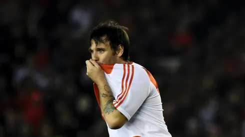 Cumbre millonaria en España: Cavenaghi visitó a ex jugadores de River en la Selección Argentina