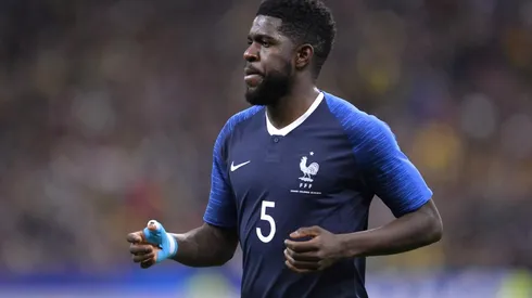 ¿HACE MUCHOS PENALES? En Colombia quieren que Mina ocupe el lugar de Umtiti en el Barça y se prenden a todos los reclamos.