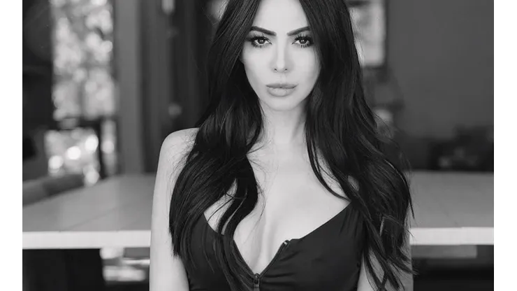 La hermosa Jimena Sánchez no abandona a sus seguidores mexicanos