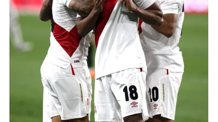 Perú sorprende a Croacia y comienza con el pie derecho su camino a Rusia