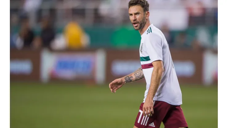 Layún logró un doblete ante Islandia