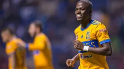 El delantero estará presente en el Chivas vs Tigres en Houston. (Mexsport)