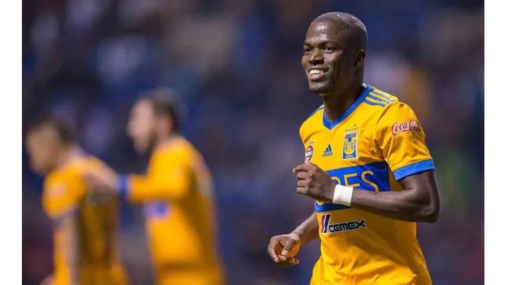 El delantero estará presente en el Chivas vs Tigres en Houston. (Mexsport)