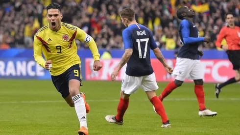 Radamel Falcao gritando su gol ante la Selección de Francia.