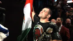 Caín Velásquez convive con el Tri