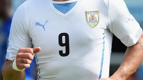 ¡SENCILLA! Blanca, celeste y dorada. Pero no era lo que los usuarios esperaban...