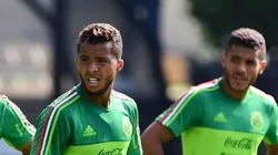 UNIDOS EN EL TRI. Los hermanos durante un entrenamiento con la Selección de México.