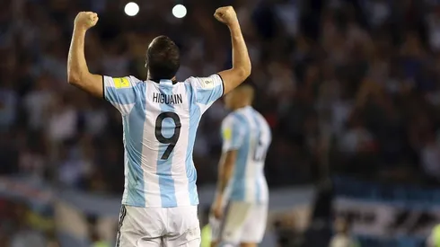 Sampaoli confía en el poder de fuego de Higuaín