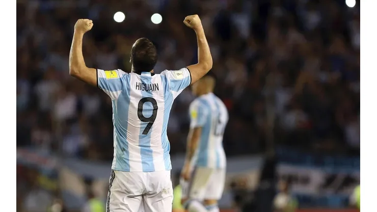 Sampaoli confía en el poder de fuego de Higuaín