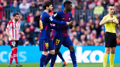 Dembélé, jugador de Barcelona, junto a Lionel Messi