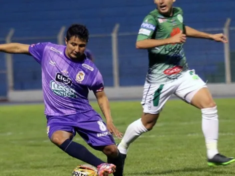 El valor de la experiencia: tiene 40 años y metió un golazo desde mitad de cancha