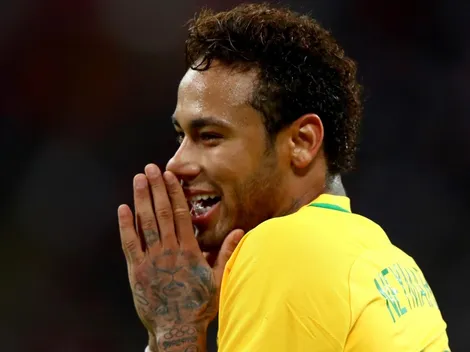 Neymar sorprendió a todos bailando mientras se recupera
