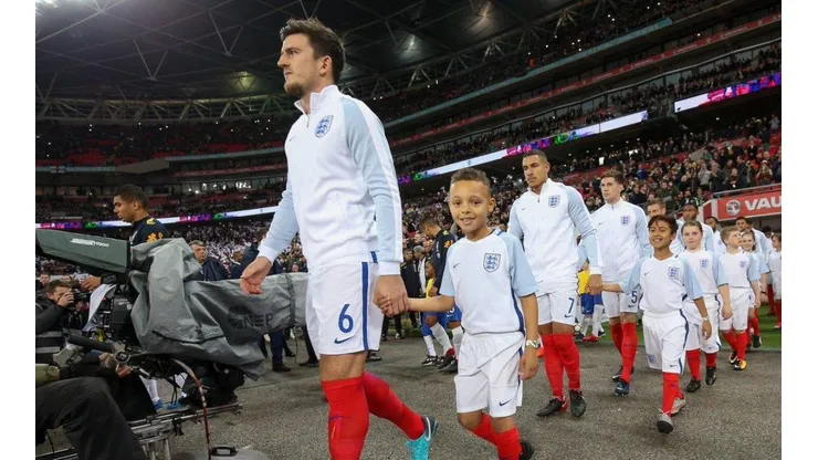 Inglaterra no contará con su goleador Harry Kane debido a una lesión en la rodilla