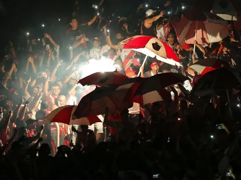 Video: la abuela de River que se burla de Boca en la calle
