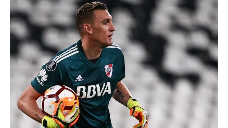 Súper Arquero: la doble salvada de Armani ante Boca