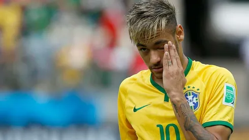 NEYMAR. El crack brasileño encendió las primeras alarmas.
