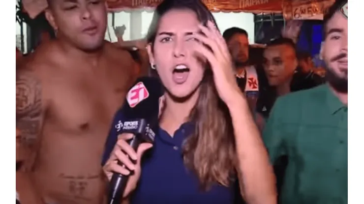 El fanático tuvo una actitud horrible.