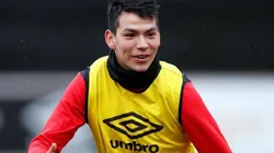 Lozano ya entrenó con los titulares del PSV