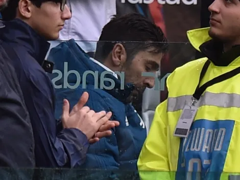 Buffon rompió en llanto en pleno homenaje a Davide Astori