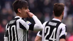 Dybala y su festejo característico.