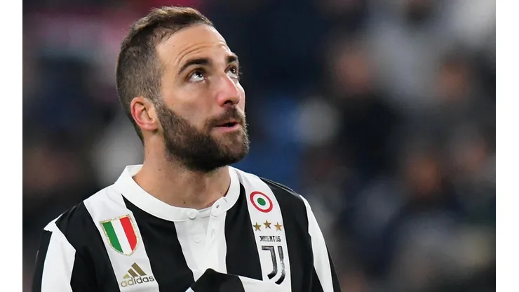 No de nuevo, decía: Higuaín volvió a fallar un penal con Juventus