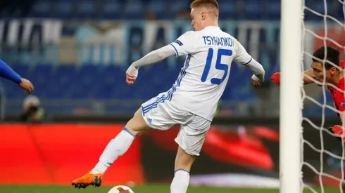 TACAZO. Tsyhankov empató el partido con un gol de lujo.