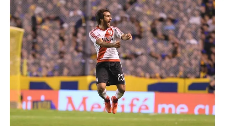 Ponzio celebra un gol de River en la Bombonera.