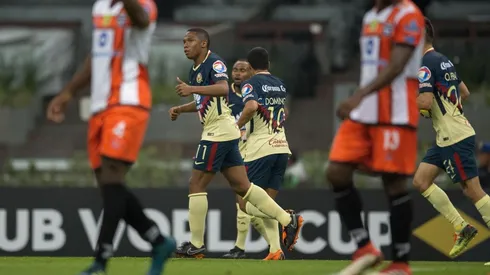 Ibargüen celebrando su gol en América.