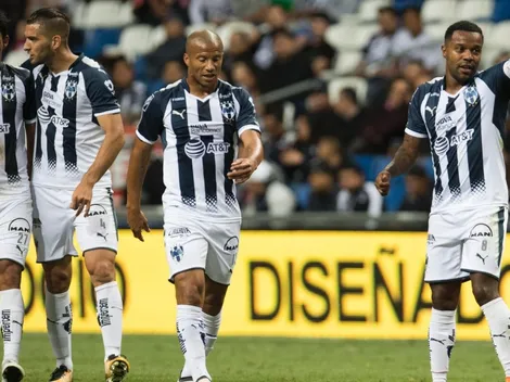 Sánchez tiró un penal a las nubes y se enojó con el césped