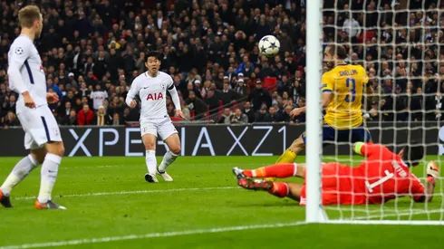 Tottenham marcó ante Juventus el gol con más suspenso de la Champions