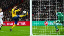 De un cachetazo, Higuaín alimentó el sueño de Juventus