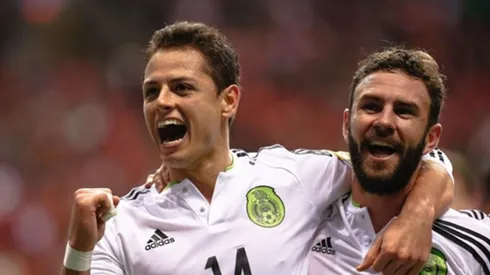 Grandes dentro y fuera de la cancha: "Chicharito" y Layún arrancan reconstrucción de viviendas
