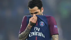Dani Alves, defensor de Paris Saint Germain.
