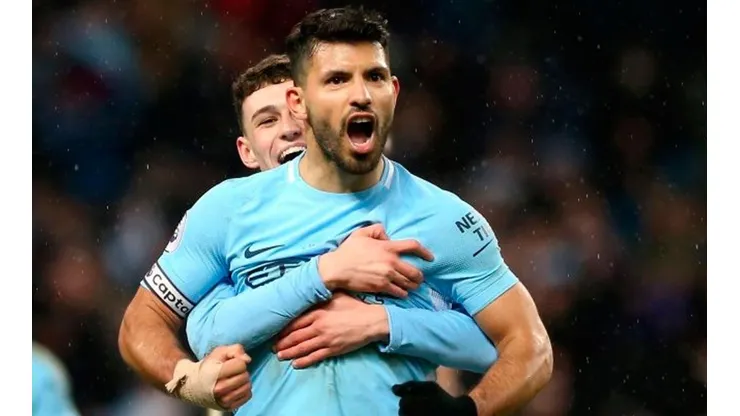 El Kun celebra un gol con Manchester City, donde se ha ganado el título de ídolo.