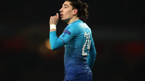 Ahora que ya no lo quieren, Bellerín se quiere volver a Barcelona