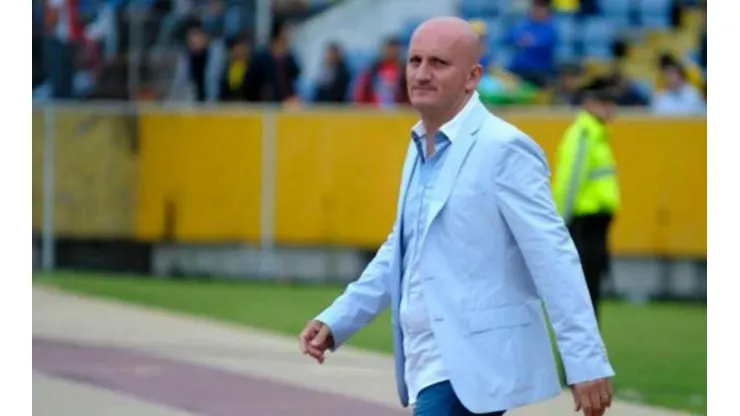 A Repetto le preocupa no poder ver y luego analizar a los rivales.